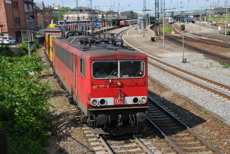 155 107 mit TEC 40157 am 23.05.2008 in Offenburg.
