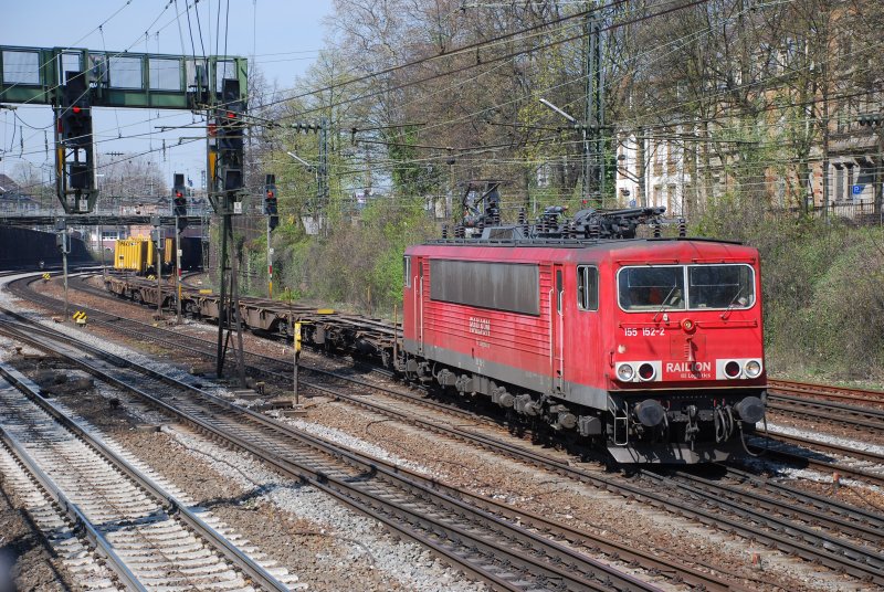 155 152 mit TEC 40215 am 18.04.2008 in Offenburg.