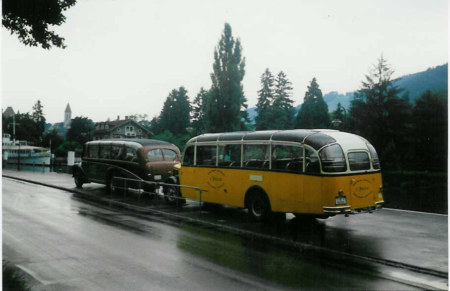 (012'620) - Linder, Einigen - BE 90'990 - Saurer/Gangloff (ex P 23'146; ex P 2215) am 1. Juli 1995 bei der Schiffl�ndte Thun
