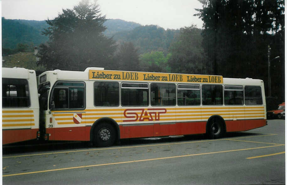 (013'114) - SAT Thun - Nr. 28/BE 419'028 - Volvo/R&J am 21. September 1995 bei der Schiffl�ndte Thun