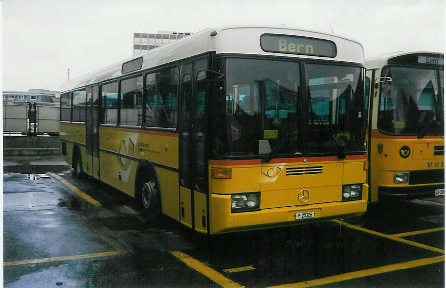 (016'601) - PTT-Regie - P 25'326 - Mercedes/R&J am 24. M�rz 1997 in Bern, Postautostation