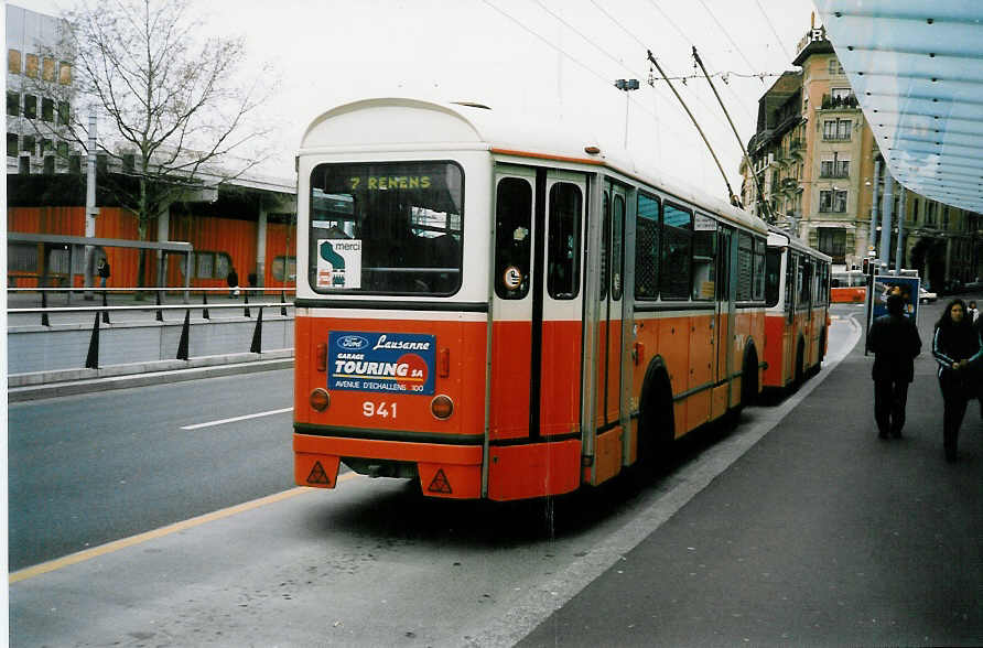 (022'306) - TL Lausanne - Nr. 941 - Moser/Eggli-Mischler Personenanh�nger am 15. April 1998 in Lausanne, Chauderon
