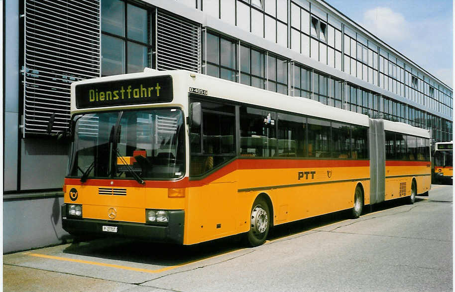 (023'117) - PTT-Regie - P 27'707 - Mercedes am 3. Juni 1998 in Bern, Automobilwerkst�tte