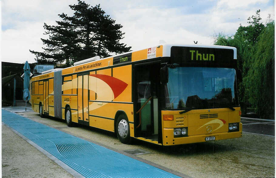 (023'133) - PTT-Regie - P 27'727 - Mercedes am 4. Juni 1998 in Thun, M�hleplatz