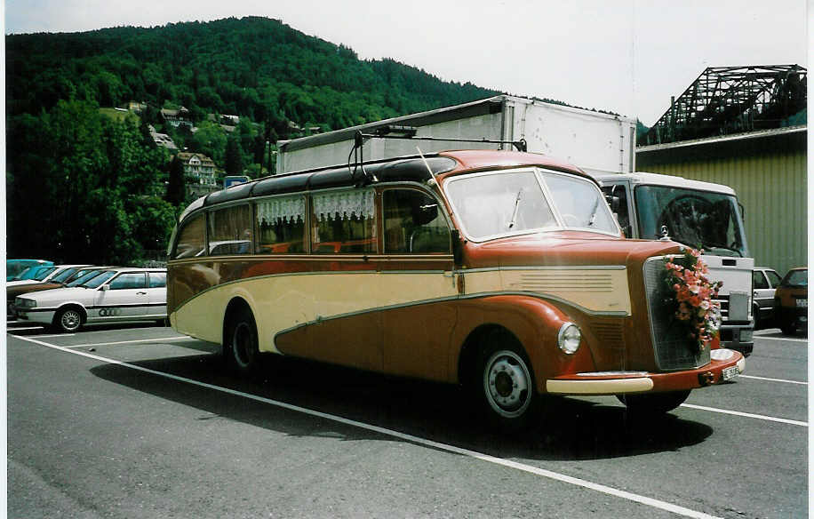 (023'201) - W�thrich, Ursenbach - BE 35'185 - Mercedes/R&J (ex Gunzinger, Welschenrohr) am 5. Juni 1998 in Thun, Seestrasse
