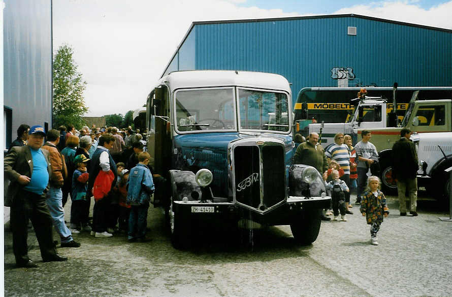 (023'502) - VZO Gr�ningen - Nr. 10/ZH 41'410 - FBW/T�scher (ex Richter, Z�rich; ex VZO Gr�ningen Nr. 10) am 14. Juni 1998 in Wetzikon, FBW-Museum