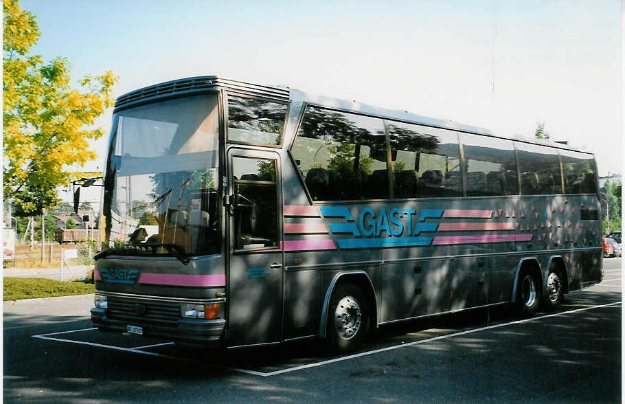 (023'616) - Gast, Utzenstorf - BE 27'507 - Dr�gm�ller am 25. Juni 1998 in Thun, Seestrasse