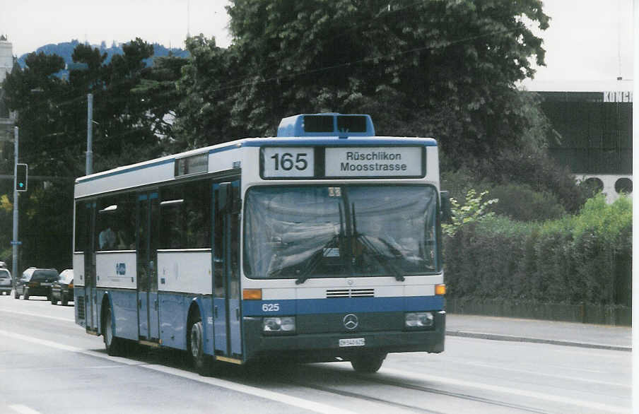 (024'033) - VBZ Z�rich - Nr. 625/ZH 540'625 - Mercedes am 11. Juli 1998 in Z�rich, B�rkliplatz 