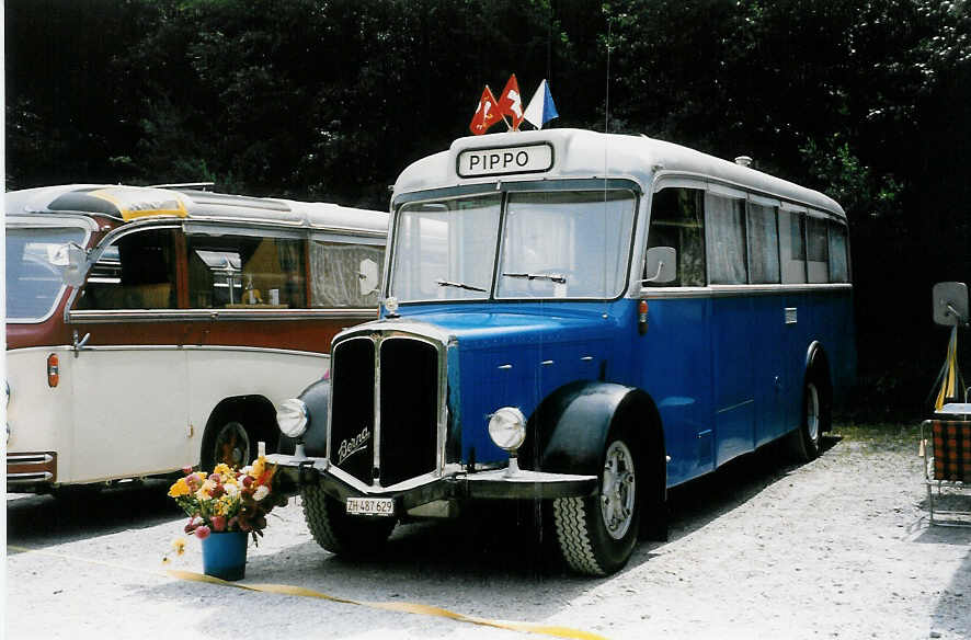 (025'405) - Hodel, Horgen - ZH 487'629 - Berna/T�scher (ex Waldmeier, W�denswil) am 15. August 1998 in Heitenried, Sensegraben