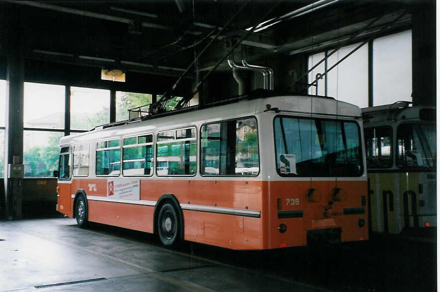 (025'709) - TL Lausanne - Nr. 739 - FBW/Hess Trolleybus am 22. August 1998 in Lausanne, D�p�t Borde