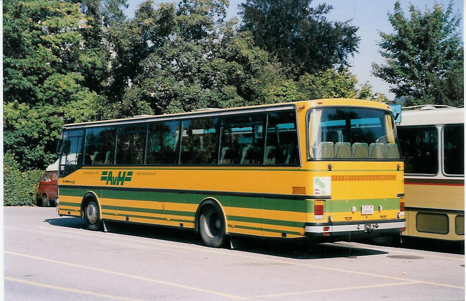 (026'212) - AvH Heimenschwand - Nr. 3/BE 26'509 - Setra (ex AGS Sigriswil Nr. 1) am 24. September 1998 bei der Schiffl�ndte Thun