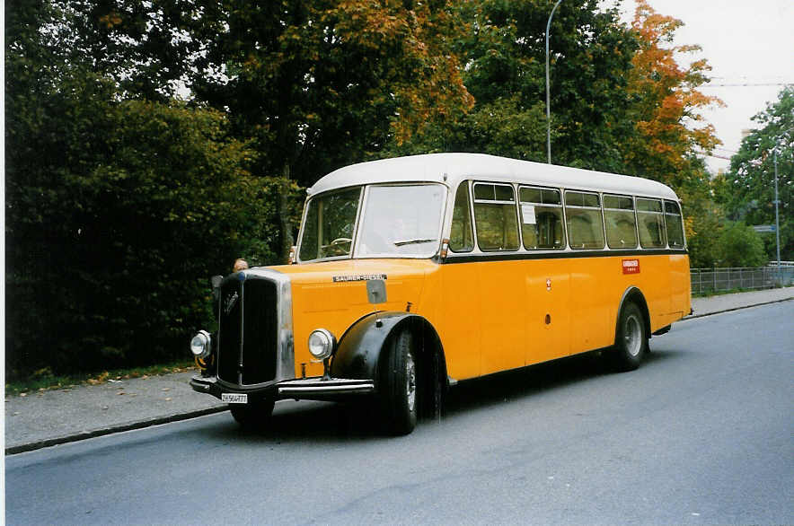 (026'505) - Karbacher, K�snacht - ZH 504'777 - Saurer/Krapf (ex Lonza, Visp) am 3. Oktober 1998 in R�ti, Sonnenplatz