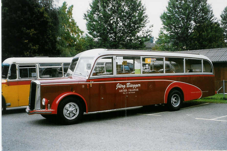 (026'701) - Biegger, Uster - Nr. 2/GL 1393 - Saurer/Lauber (ex T�l�verbier, Verbier Nr. 2; ex Werkbus; ex Rey, Ayent) am 3. Oktober 1998 in R�ti, Sonnenplatz