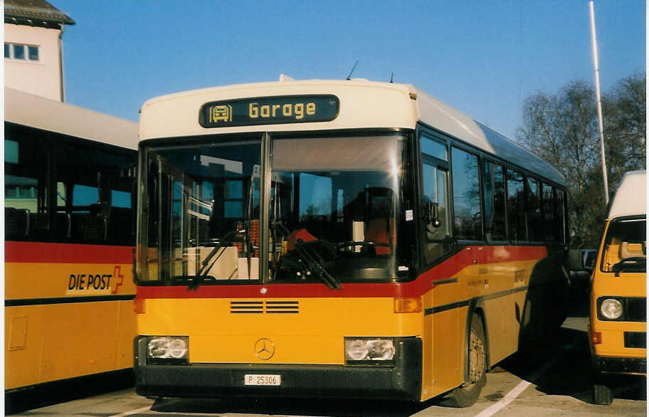 (028'426) - PTT-Regie - P 25'306 - Mercedes/R&J am 29. Dezember 1998 in Bern, Automobilwerkst�tte