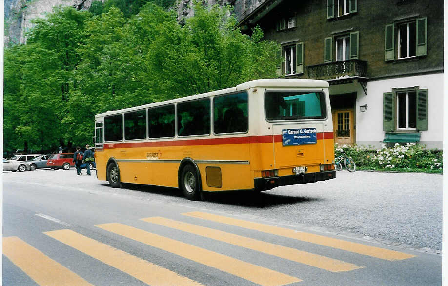 (031'608) - Schmocker, Stechelberg - Nr. 3/BE 203'025 - Saurer/R&J (ex Nr. 1; ex Gertsch, Stechelberg Nr. 1) am 23. Mai 1999 in Tr�mmelbach, Tr�mmelbachf�lle