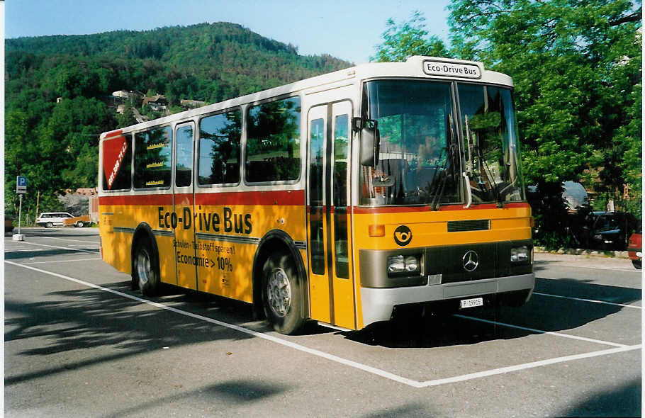 (031'623) - PTT-Regie - P 19'915 - Mercedes/Lauber (ex Lehner, B�rchen Nr. 2) am 28. Mai 1999 in Thun, Seestrasse