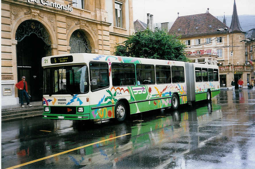 (033'227) - BBB St-Aubin - Nr. 21/NE 79'389 - Volvo/Hess am 6. Juli 1999 in Neuch�tel, Place Pury