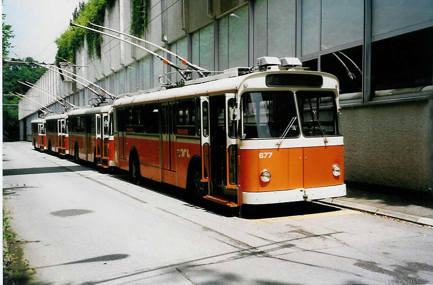 (033'421) - TL Lausanne - Nr. 677 - FBW/Eggli Trolleybus am 7. Juli 1999 in Lausanne, D�p�t Borde