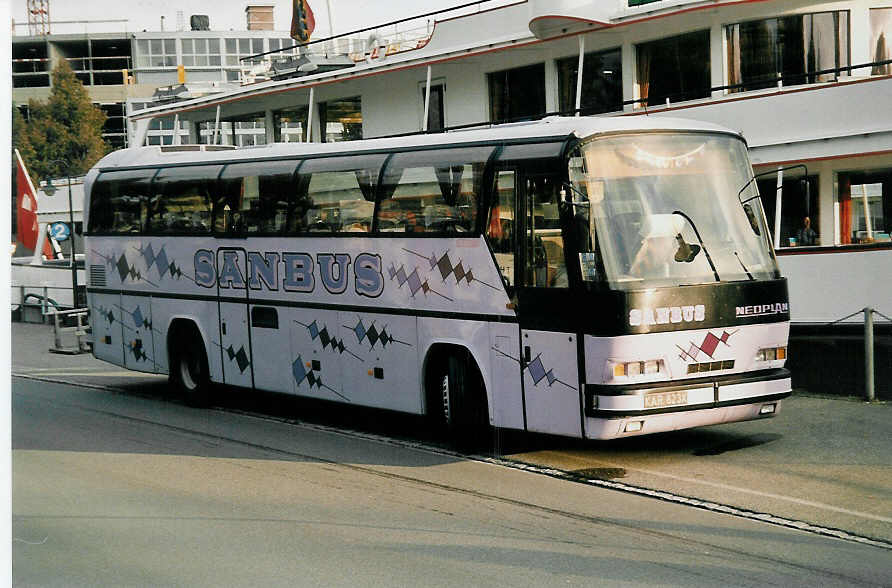 (037'220) - Aus Polen: Sanbus - KAR 823X - Neoplan am 6. Oktober 1999 bei der Schiffl�ndte Thun