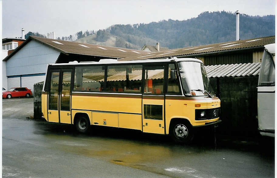 (038'907) - AvH Heimenschwand - Nr. 2 - Mercedes/Auw�rter (ex STI Thun Nr. 40) am 3. Februar 2000 in Thun, Garage STI