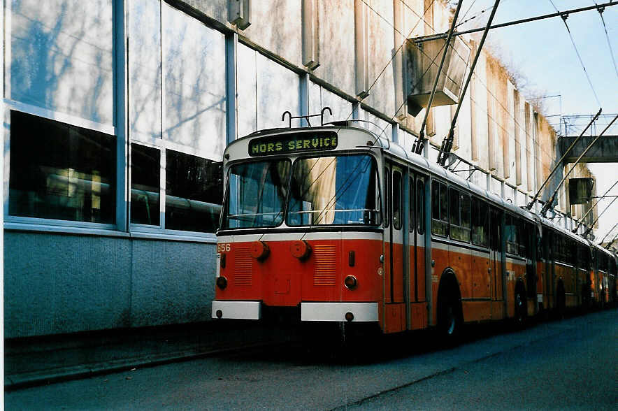 (039'525) - TL Lausanne - Nr. 656 - FBW/Eggli Trolleybus am 5. M�rz 2000 in Lausanne, D�p�t Borde