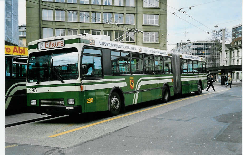 (039'610) - SVB Bern - Nr. 285/BE 419'285 - Volvo/R&J-Hess-Gangloff am 14. M�rz 2000 beim Bahnhof Bern