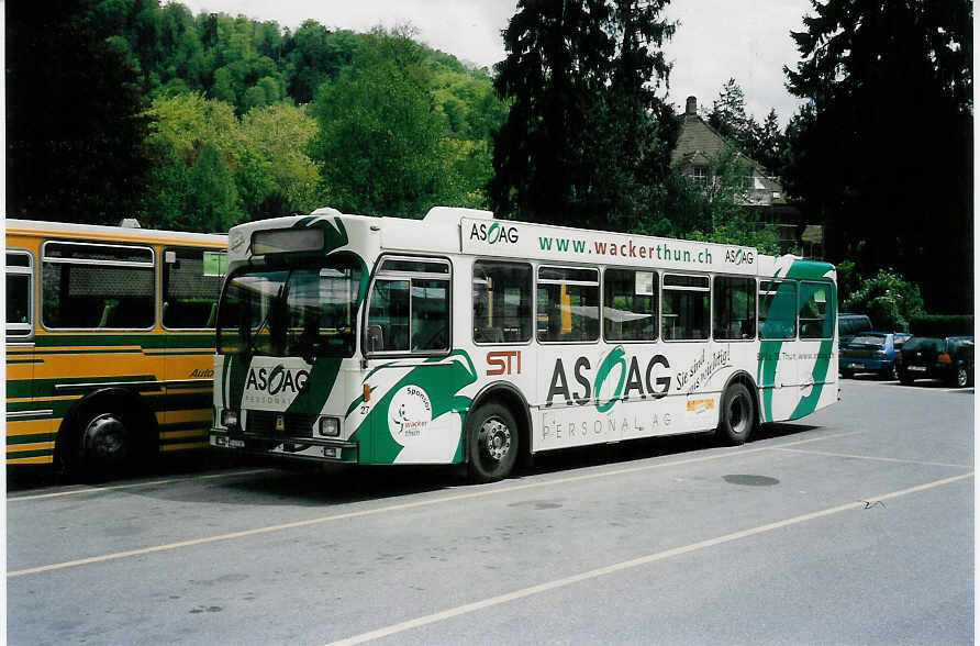 (040'430) - STI Thun - Nr. 27/BE 419'027 - Volvo/R&J (ex SAT Thun Nr. 27) am 5. Mai 2000 bei der Schiffl�ndte Thun