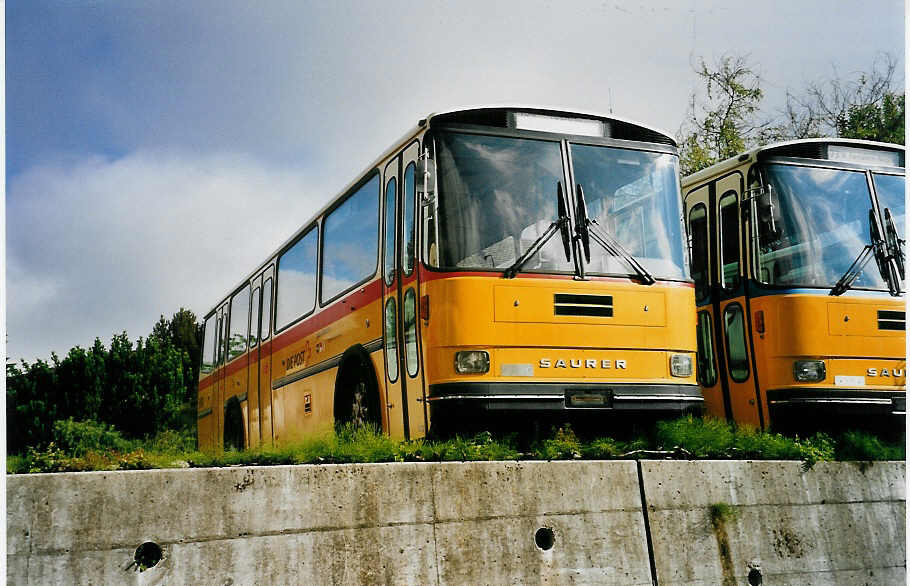 (040'710) - PTT-Regie - P 25'845 - Saurer/Hess am 1. Juni 2000 in B�tzberg, Heiniger
