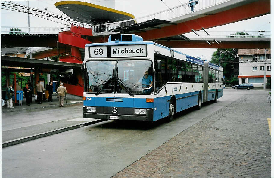 (041'935) - VBZ Z�rich - Nr. 514/ZH 608'514 - Mercedes am 13. Juli 2000 in Z�rich, Bucheggplatz