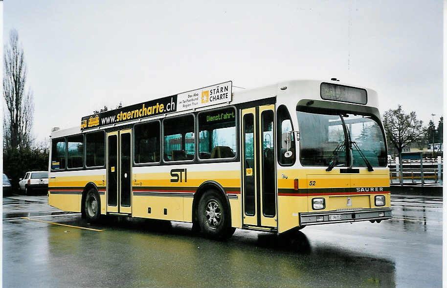 (044'531) - STI Thun - Nr. 52/BE 396'552 - Saurer/R&J am 7. Januar 2001 bei der Schiffl�ndte Thun
