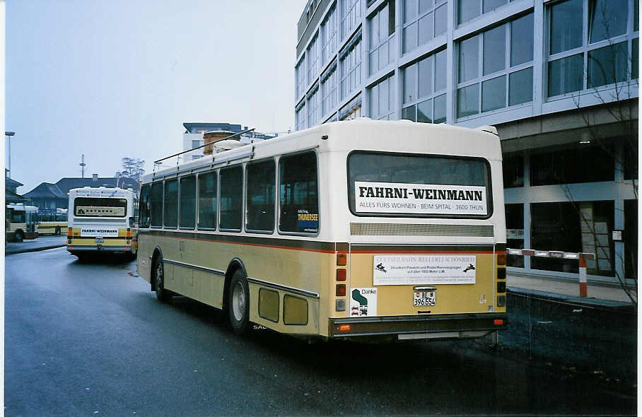 (044'612) - STI Thun - Nr. 54/BE 396'554 - Saurer/R&J am 20. Januar 2001 bei der Schiffl�ndte Thun