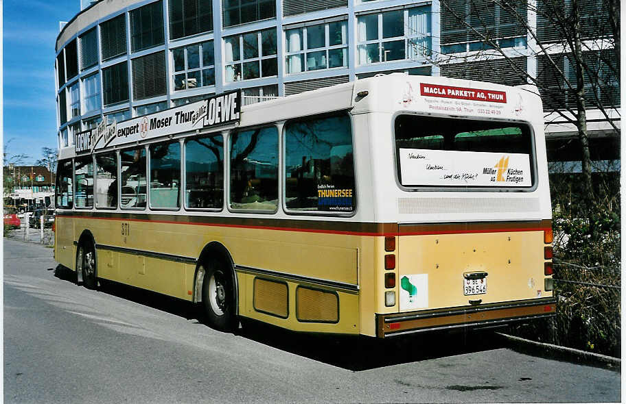(045'535) - STI Thun - Nr. 46/BE 396'546 - Saurer/R&J am 2. April 2001 bei der Schiffl�ndte Thun
