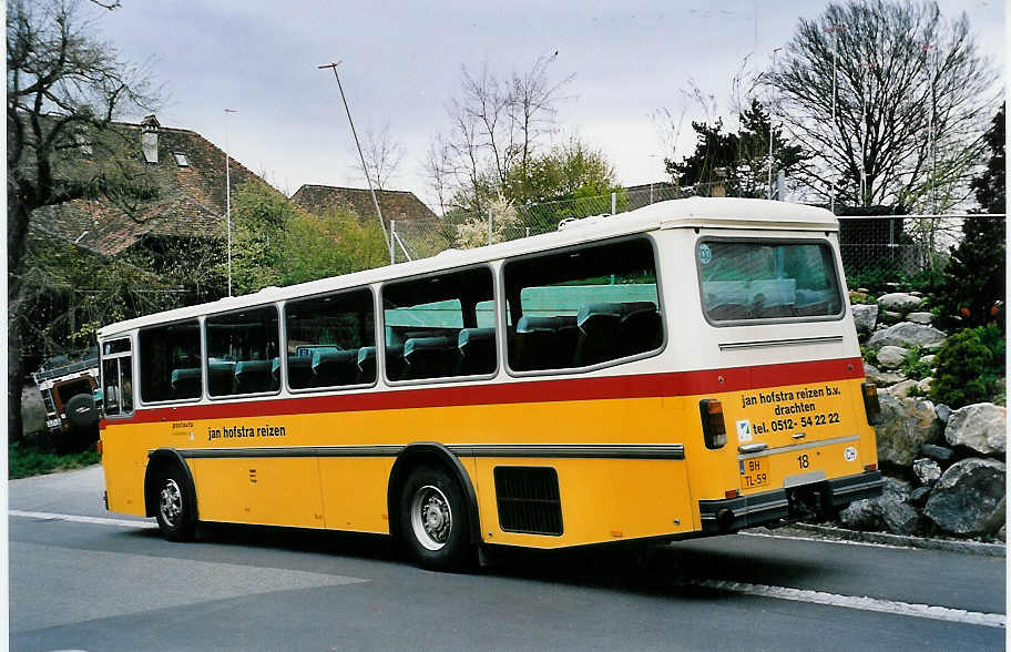 (046'429) - Aus Holland: FRAM Drachten - Nr. 18/BH-TL-59 - Saurer/R&J (ex P 24'364) am 1. Mai 2001 in M�nsingen, B�renmatte