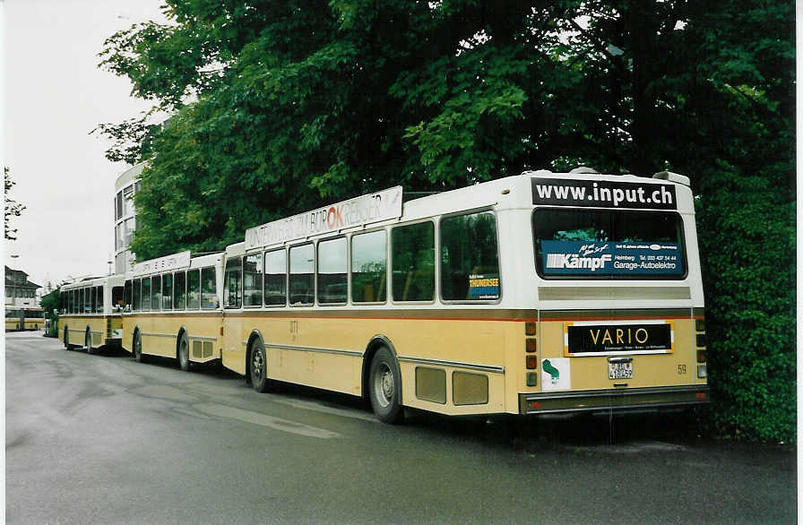 (047'002) - STI Thun - Nr. 59/BE 413'459 - Saurer/R&J am 9. Juni 2001 bei der Schiffl�ndte Thun
