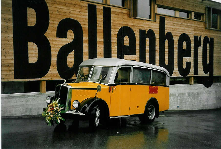 (047'024) - Rieser, H�tten - ZH 65'038 - Saurer/Saurer (ex Bastler im Sihltal; ex Lienert, Einsiedeln; ex Steiner, Meikirch) am 10. Juni 2001 in Ballenberg, West