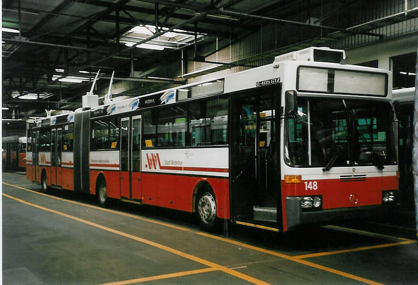 (048'533) - WV Winterthur - Nr. 148 - Mercedes Gelenktrolleybus am 18. Juli 2001 in Winterthur, Depot Gr�zefeld