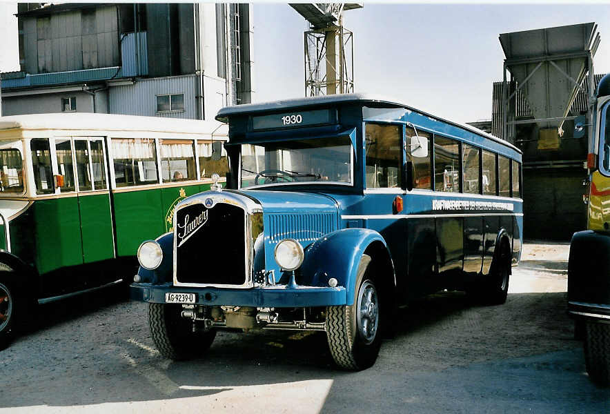 (049'320) - Gehrig, Rudolfstetten - AG 9239 U - Saurer/T�scher (ex Kaeslin, Olten; ex VBZ Z�rich Nr. 224; ex VBZ Z�rich Nr. 24) am 25. August 2001 in Niederbipp, Saurertreffen