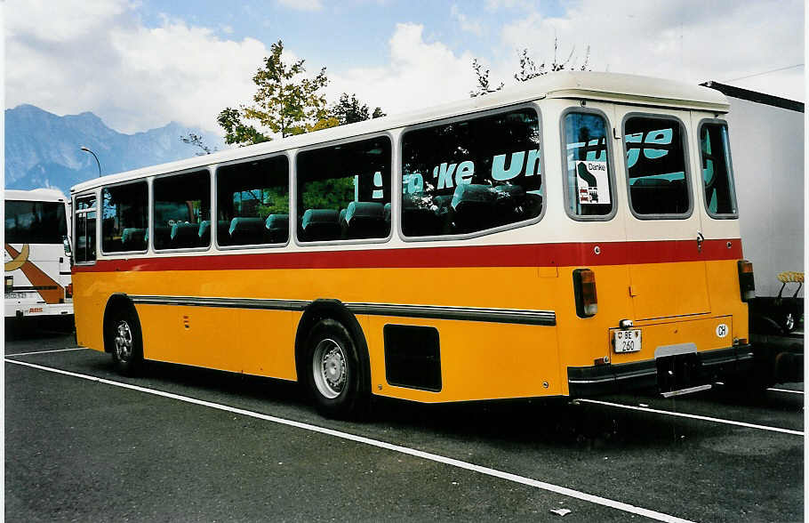 (049'636) - Selfors, Meiringen - BE 260 - Saurer/T�scher (ex P 24'236) am 11. September 2001 in Thun, Seestrasse