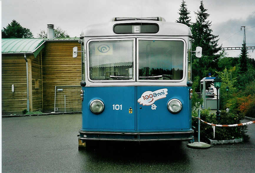 (049'713) - ACT Lugano (TVS) - Nr. 101 - FBW/R&J Trolleybus (ex Nr. 1) am 16. September 2001 in Mittelh�usern, Schwarzwasserbr�cke