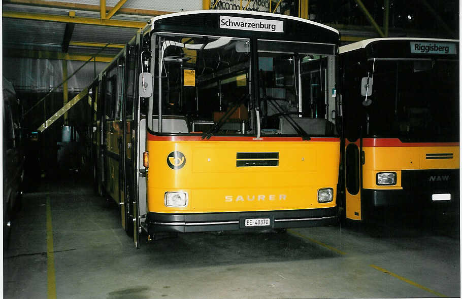(049'717) - Engeloch, Riggisberg - Nr. 5/BE 40'370 - Saurer/T�scher (ex P 25'668) am 16. September 2001 in Riggisberg, Garage