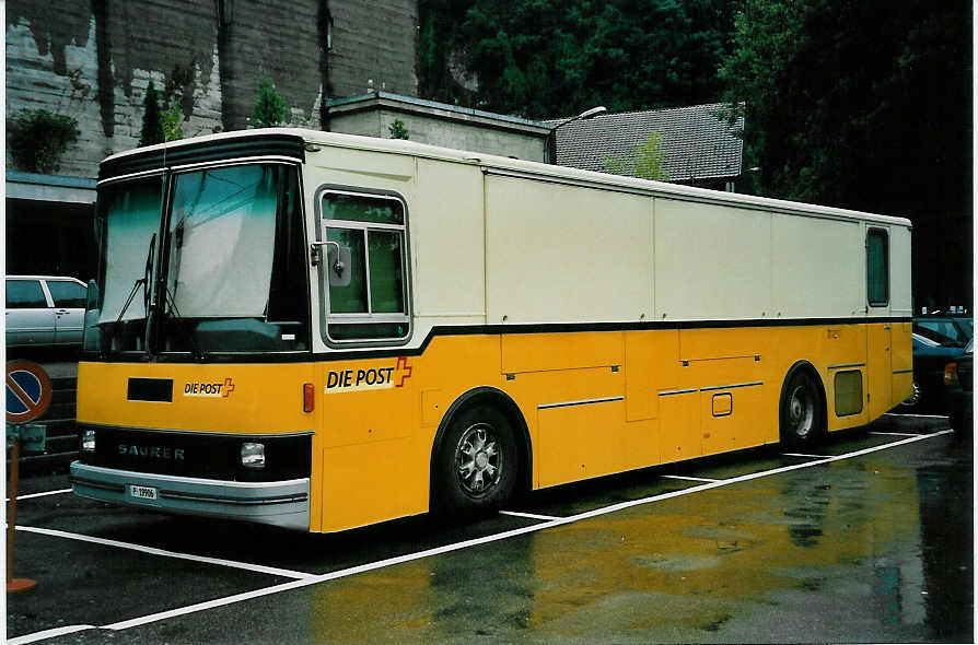 (049'828) - PTT-Regie - P 19'906 - Saurer/Lauber Automobilpostb�ro am 23. September 2001 in Burgdorf, Marktplatz (allerletzter Einsatztag!)