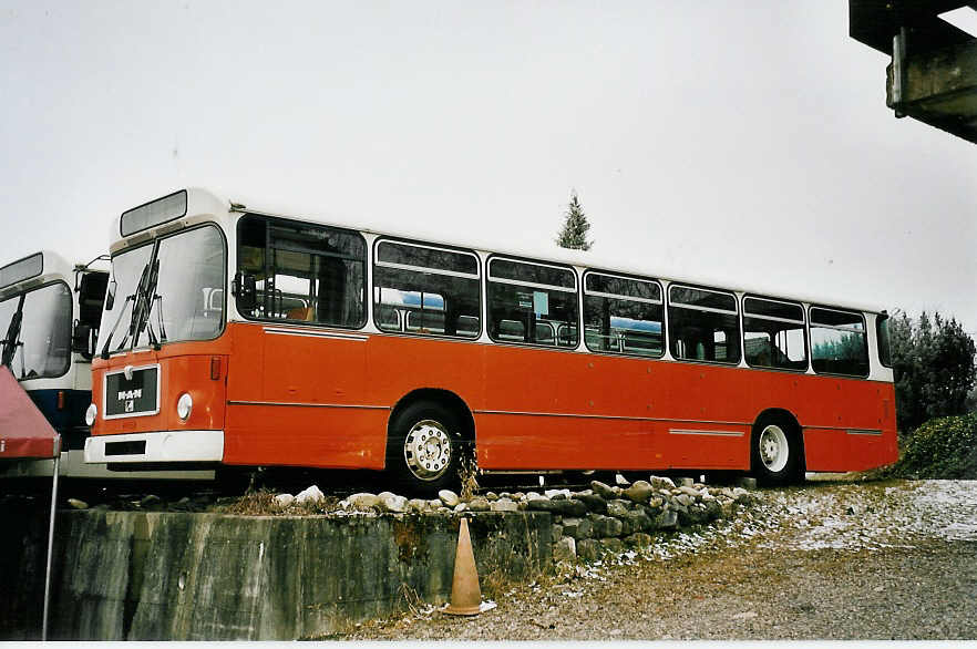 (051'520) - TL Lausanne - Nr. 356 - MAN am 7. Januar 2002 in B�tzberg, Heiniger