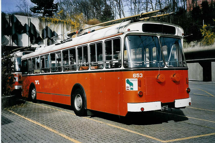 (052'407) - TL Lausanne - Nr. 653 - FBW/Eggli Trolleybus am 17. M�rz 2002 in Lausanne, D�p�t Borde