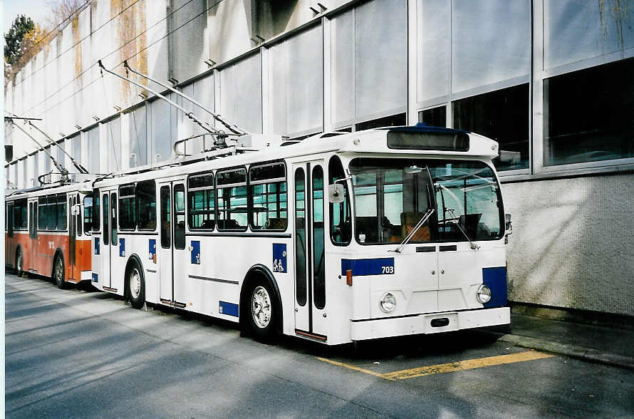 (052'411) - TL Lausanne - Nr. 703 - FBW/Hess Trolleybus am 17. M�rz 2002 in Lausanne, D�p�t Borde
