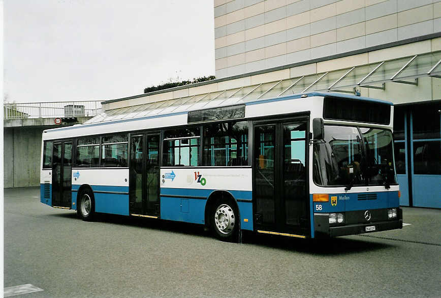(052'525) - VZO Gr�ningen - Nr. 58/ZH 463'197 - Mercedes (ex Schneider, Meilen Nr. 11; ex VBZ Z�rich Nr. 206) am 23. M�rz 2002 in Gr�ningen, Garage