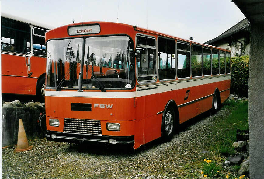 (052'907) - AAGU Altdorf - Nr. 12 - FBW/R&J am 15. April 2002 in B�tzberg, Heiniger
