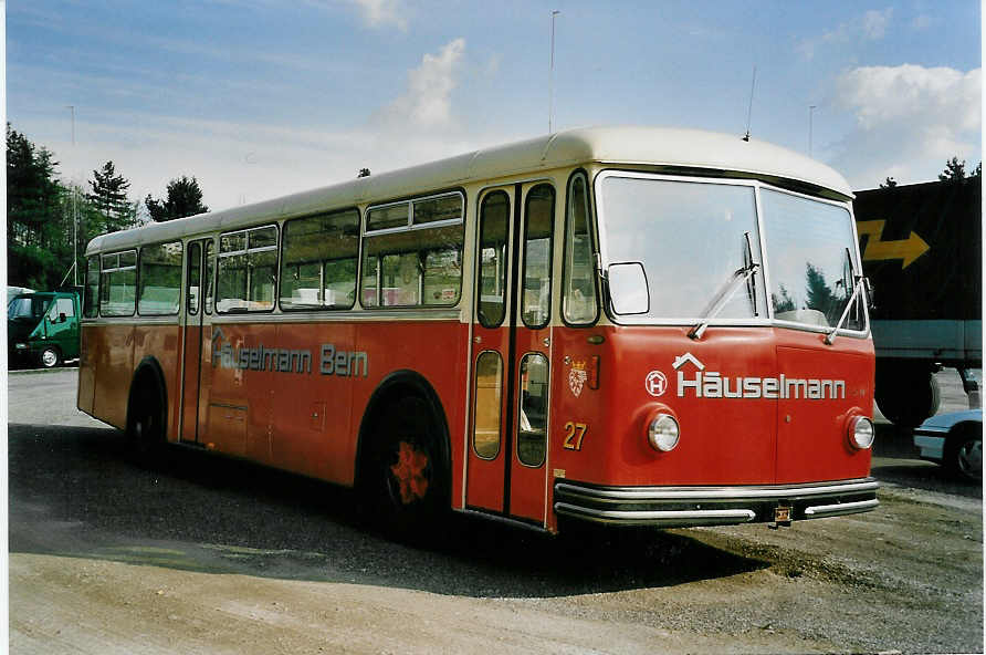 (053'104) - H�uselmann, Bern - Nr. 27 - FBW/R&J (ex AFA Adelboden Nr. 24; ex Steiner, Meikirch Nr. 1) am 19. April 2002 in Muri bei Bern