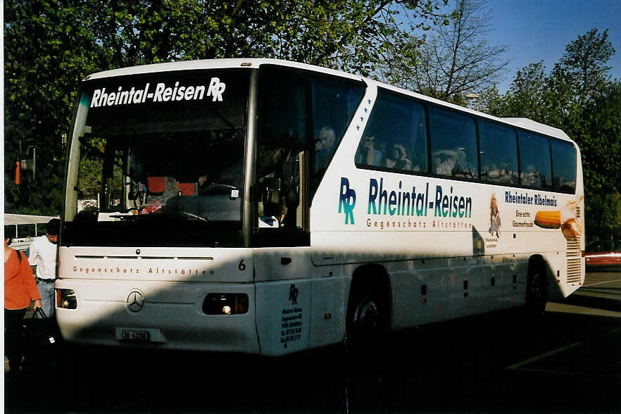 (053'235) - Gegenschatz, Altst�tten - Nr. 6/SG 43'208 - Mercedes am 30. April 2002 in Thun, Lachen
