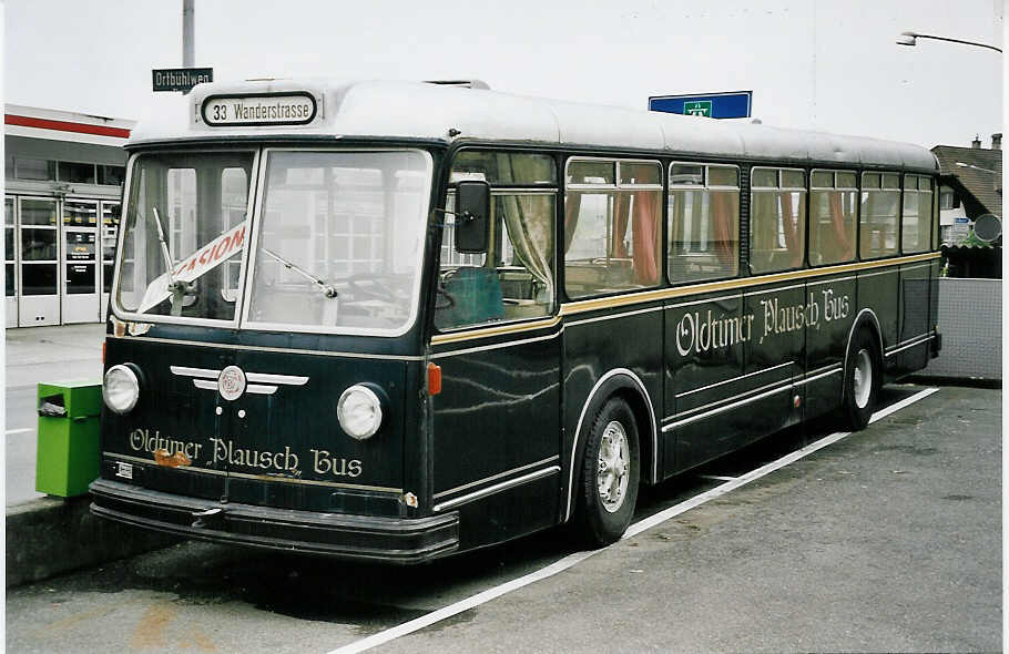 (053'417) - Reusser, Steffisburg - FBW/FHS (ex Berger, Chur; ex BVB Basel Nr. 25) am 19. Mai 2002 in Steffisburg, Restaurant B�ren