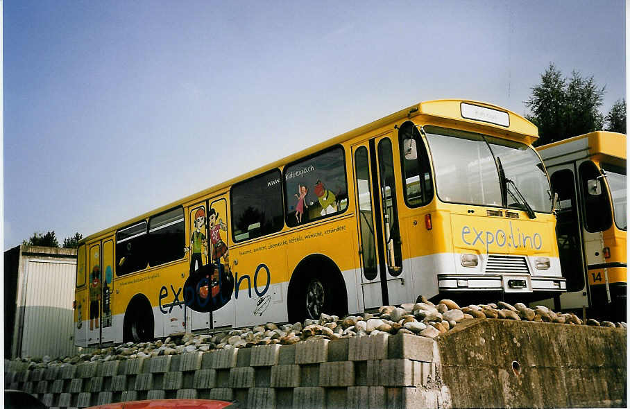 (055'607) - Expo.02, Biel - FBW/T�scher (ex ZVB Zug Nr. 20) am 31. August 2002 in B�tzberg, Heiniger